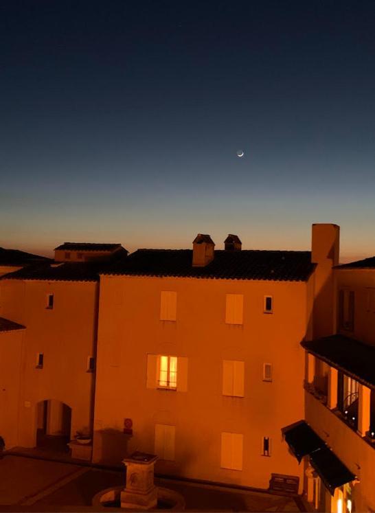 Appartement Clim & Piscine Sur Golf Pont-Royal Buitenkant foto