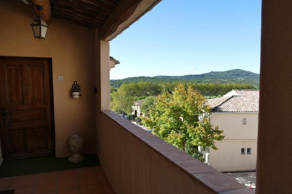 Appartement Clim & Piscine Sur Golf Pont-Royal Buitenkant foto