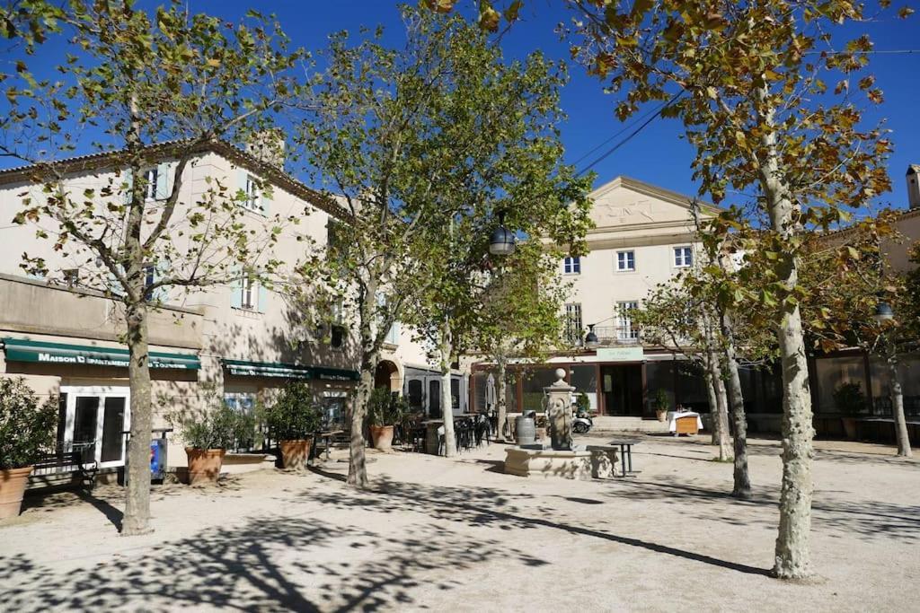Appartement Clim & Piscine Sur Golf Pont-Royal Buitenkant foto